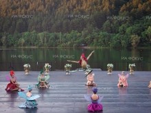 Фестивал "Музи на водата" представя премиера на балетния спектакъл "Сън в лятна нощ"