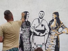 Млади художници от Кюстендил реализираха в Босилеград проекта "Стените, които ни свързват"