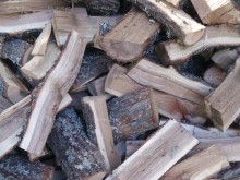 Многобройни сигнали се подават от жители на Кюстендил заради липсата на дърва за огрев