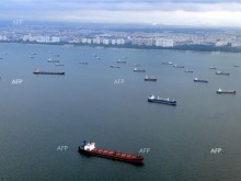 МВнР: След петмесечен престой на пристанище "Черноморск" в Украйна, днес рано сутринта корабът "Рожен" отплава от пристанището