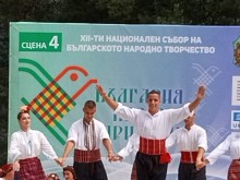 Фолклорните изпълнители, представили Община Добричка на Националния събор на народното творчество в Копривщица, се завърнаха с 22 отличия