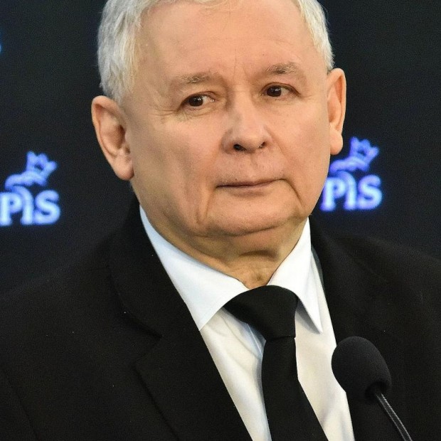Ярослав Качински: Полша повече няма причини да изпълнява задълженията си пред ЕС, Русия иска да възстанови империята си