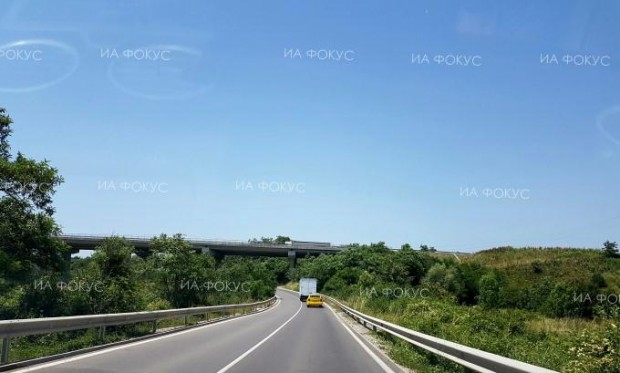 Възстановено е движението по път III-197 Гоце Делчев – Сатовча в района на с. Дъбница