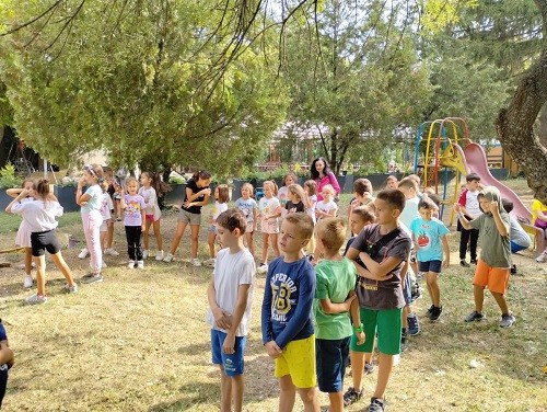 Международен ден на младежта в Благоевград събра стотици хора сред природата