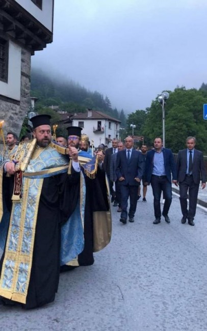 Смолянското село Широка лъка отбеляза храмовия празник на църквата "Успение Богородично", който е и празник на населеното място