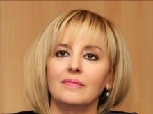 Мая Манолова: Получих заплашително предупреждение да спра да говоря за газовите далавери