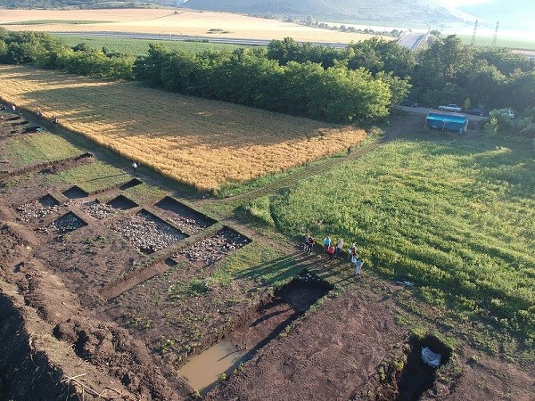 Открити са 10 археологически обекта по трасето на жп линията Волуяк-Драгоман