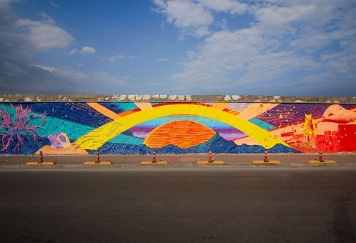 На Морска гара във Варна изгря 17-метрова рисунка, вдъхновена от морската ни столица и елементите на лятото