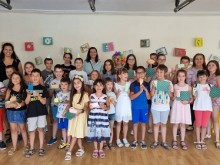 Летен детски клуб "Играй и учи" в Регионална библиотека "Дора Габе" в Добрич регистрира през ваканционните месеци над 600 посещения на деца от 6 до 12 години