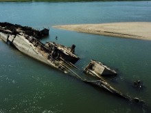 Reuters: Ниското ниво на Дунав разкри потънал германски военен кораб от ВСВ