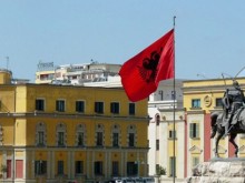 Albanian Daily News: В Албания задържаха и четирима чехи във военен завод