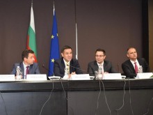 Министър Никола Стоянов: Над &#188; от европейските компании в Азия обмислят релокация на инвестициите си към Европа