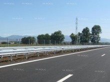 Временно е ограничено движението по пътната връзка в посока Пловдив на пътен възел "Север" при км 126 на АМ "Тракия" в посока Бургас поради ПТП