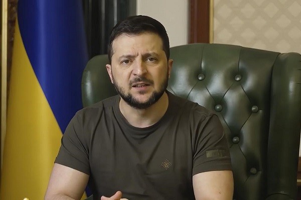 Зеленски на Деня на независимостта: Украйна няма да търси разбирателство с терористи