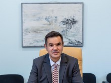 Министър Никола Стоянов ще участва в делегация на президента Румен Радев в ОАЕ