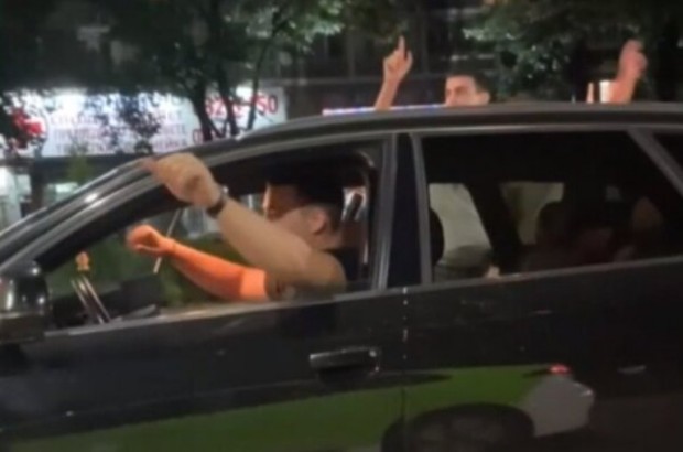 Младежи със смолянски автомобил предизвикаха негодуванието на пловдивчани видя Plovdiv24 bg