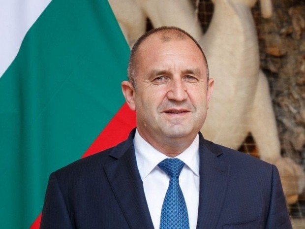 Румен Радев: България трябва да има работещ парламент и устойчиво редовно правителство