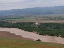 Вижте водното бедствие в Карловско от хеликоптер: Всичко е под вода