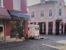 Сигнал: Къмпинг на метри от Главната в Пловдив