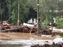 Остава в сила частичното бедствено положение в 5 села в община Карлово след пороите