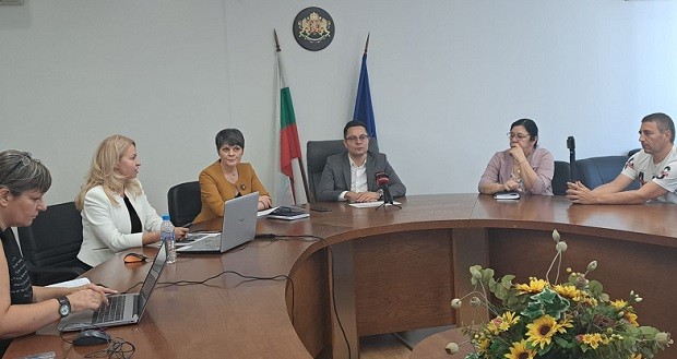 Министър Пулев в Пловдив: Държавата е в пълна мобилизация да помогне на фирмите чрез Плана за възстановяване