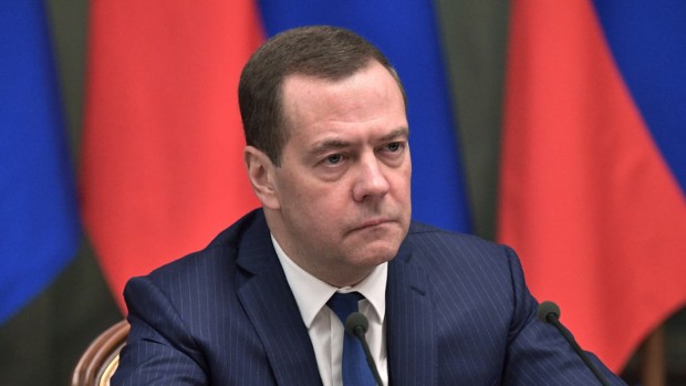 Медведев: САЩ и техните съюзници се опитват да провокират разпадането на Русия