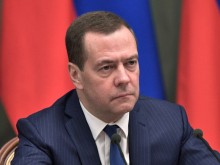 Медведев: САЩ и техните съюзници се опитват да провокират разпадането на Русия