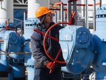 Газпром обеща да пусне газ за Европа през Украйна