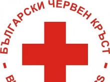 БЧК предостави неща от първа необходимост на засегнатите от наводненията жители на Карлово и Калояново