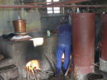 И домашната ракия ще излиза по-скъпо тази година