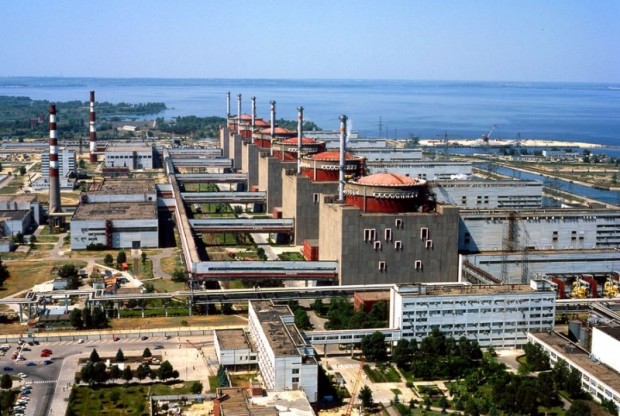Артилерийски снаряд е поразил енергоблок на Запорожката атомна електроцентрала ЗАЕЦ
