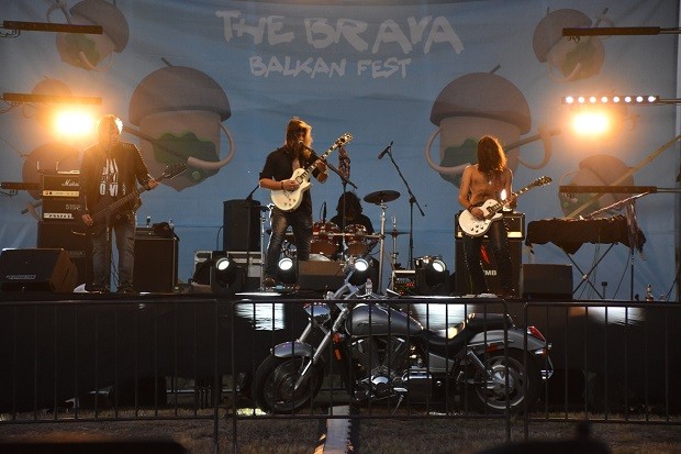Рок атмосферата на The Brava Balkan Fest в село Дъбрава