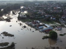 Военнослужещи продължават да помагат за преодоляване на последиците от водното бедствие в Карловско