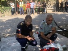 Полицаи отдадоха почит към загиналите преди 23 години шестима служители на МВР