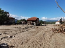 Започва опис на щетите в засегнатите от наводнението населени места