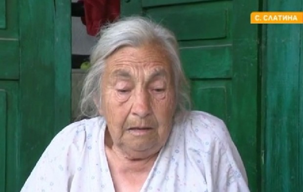 80-годишна жена от потопеното село Слатина: Вече нищо нямам