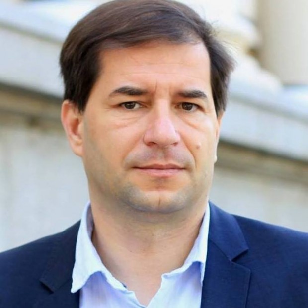 Борислав Цеков: Не само умората отблъсква хората от избирателните урни