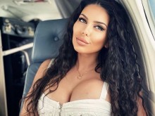 Тя даде 20 000 лева за нов бюст
