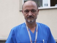 Д-р Асен Меджидиев посети Патриарх Неофит в болницата