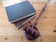 Прокуратурата погна водач на микробус, превозвал мигранти