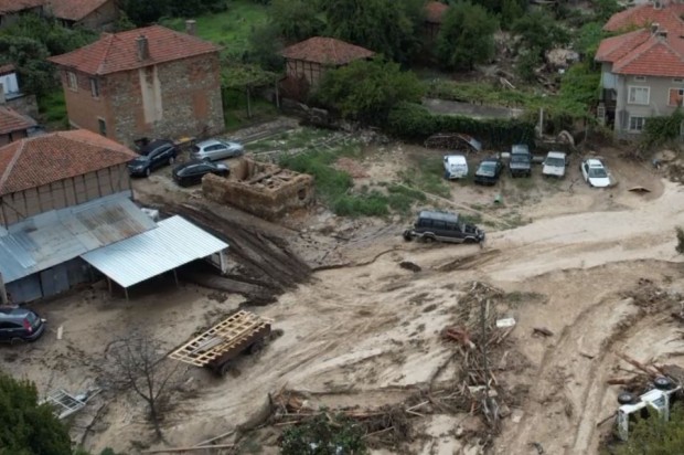 ЕК: След наводненията България не е задействала механизма на ЕС за гражданска защита