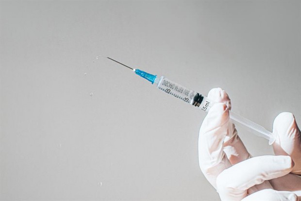 В САЩ ще поставят по една ваксина срещу Covid-19 годишно