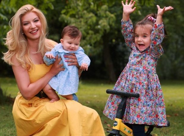 Водещата Йоанна Драгнева е свалила десет килограма Блондинката преди месеци роди