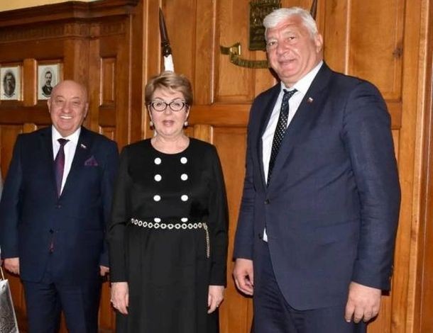 Това ли е лицето на демократичен Пловдив?