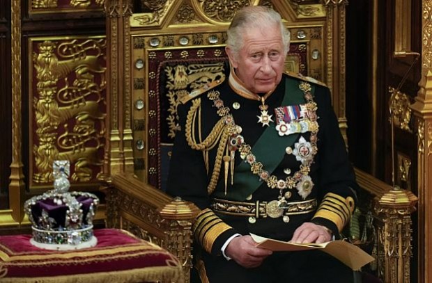 След като принц Чарлз става крал на Обединеното кралство Великобритания