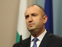 Радев: С кончината на кралица Елизабет II Великобритания и светът губят забележителен държавник