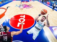 Отборът на Словения продължава на четвъртфиналите на ЕвроБаскет 2022