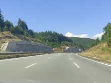 Възстановено е движението в посока Мездра по път Враца - Мездра в района на с. Руска Бела