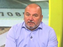 Финансист: Не само, че има вече опасност децата ни да плащат, а товарим и внуците