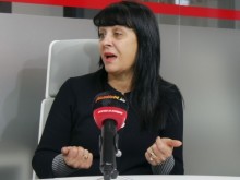 Пепа Деведжиева: Раздаването на пари на калпак е комунистическа политика